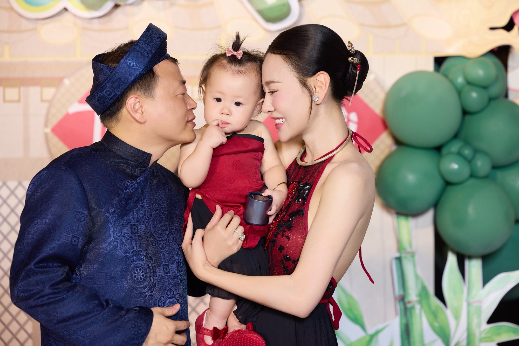 Lời chúc của Shark Bình